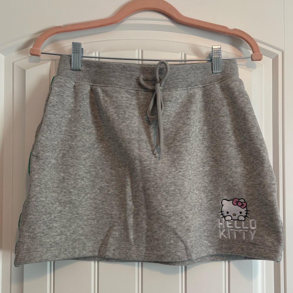 NWOT- Hello Kitty Embroidered Skirt - Girls Size Small